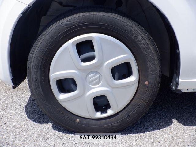 Suzuki ALTO 2017-02 327319-25