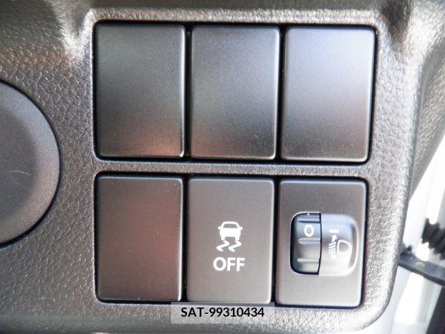 Suzuki ALTO 2017-02 327319-19