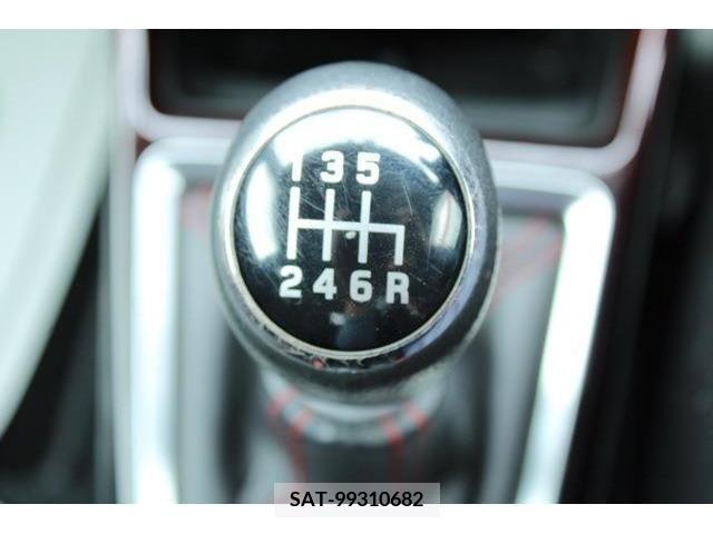 Suzuki SWIFT 2017-12 336878-3