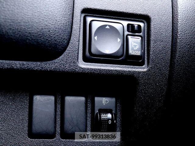 Nissan MARCH 2013-03 276215-19