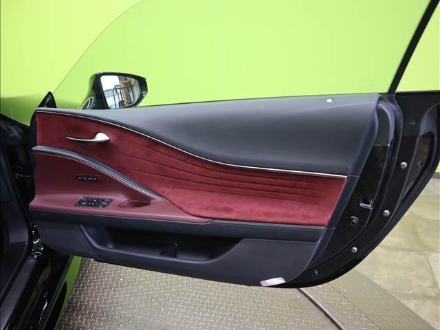 Lexus LC 2017-08 16602-25