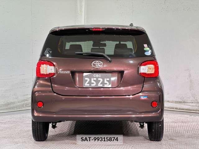 Toyota PASSO 2016-07 281233-9
