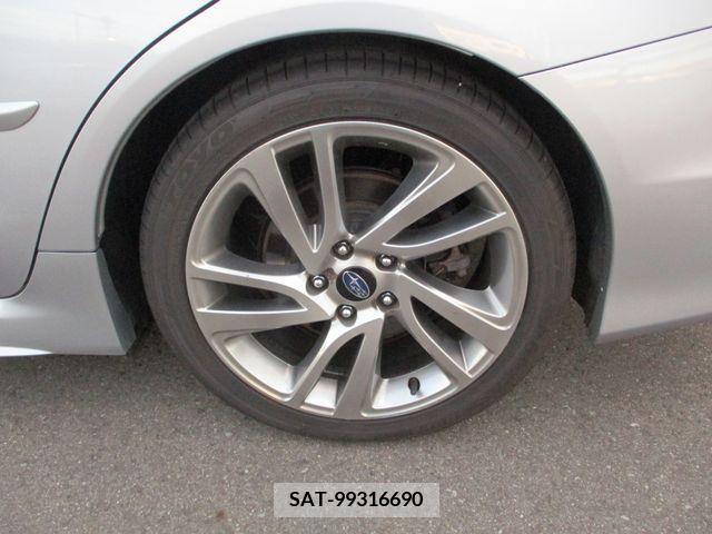 Subaru WRX S4 2015-08 385654-9