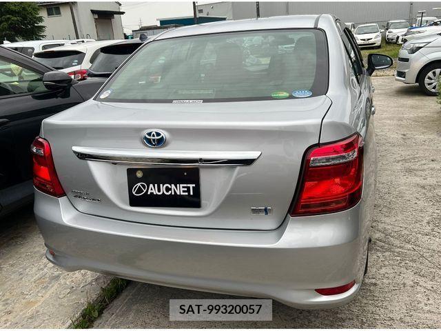 Toyota COROLLA AXIO 2019-05 328835-18