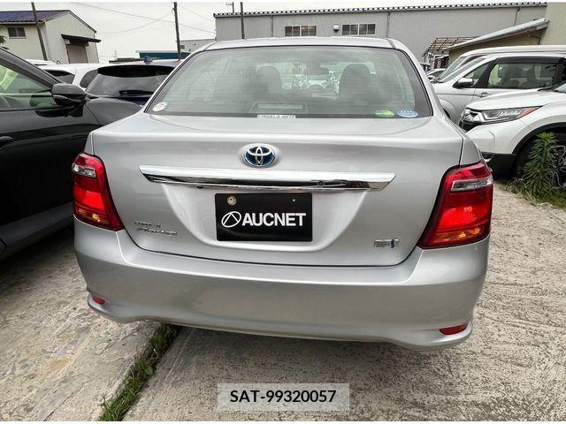 Toyota COROLLA AXIO 2019-05 328835-12