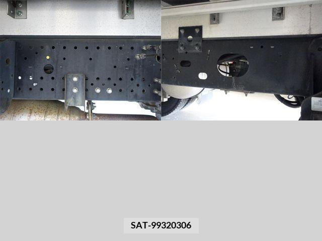 Isuzu FORWARD 2010-08 237849-12