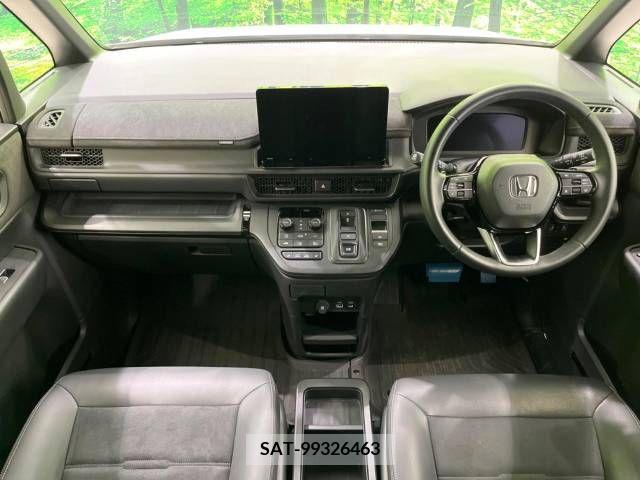 Honda e 2022-11 394325-1