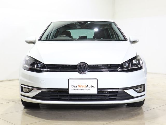 VolksWagen GOLF 2018-09 19251-1