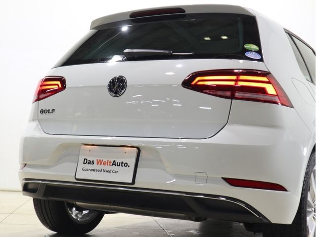 VolksWagen GOLF 2018-09 19251-6