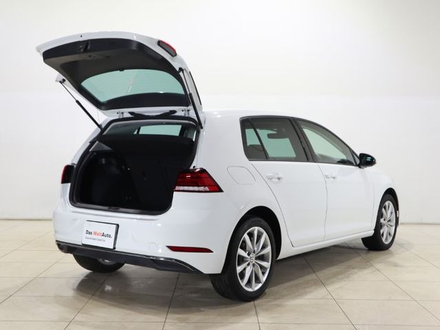 VolksWagen GOLF 2018-09 19251-8