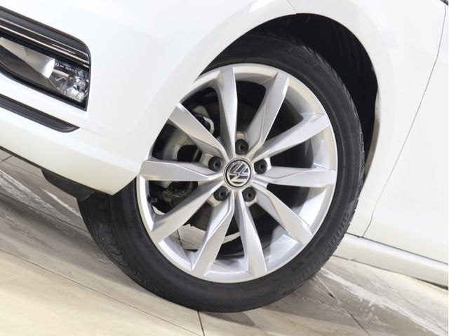 VolksWagen GOLF 2018-09 19251-25