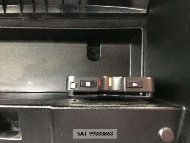 Nissan MARCH 2017-03 376661-7