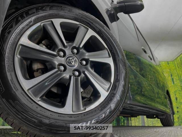 Toyota VOXY 2018-12 370433-14