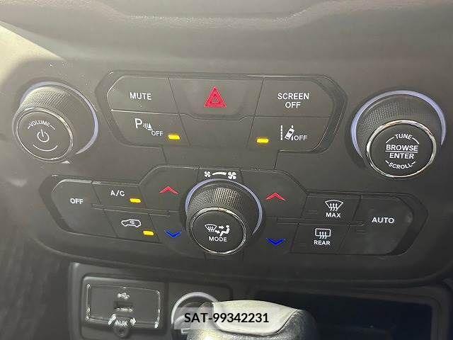 Jeep RENEGADE 2019-03 273683-11