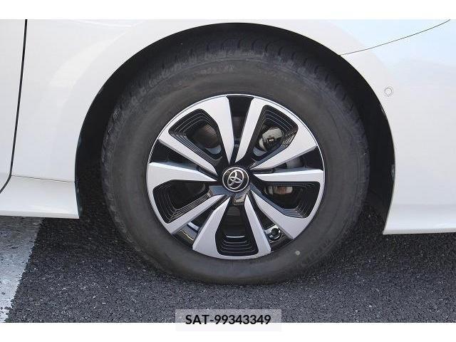 Toyota PRIUS PHV 2017-11 386494-11