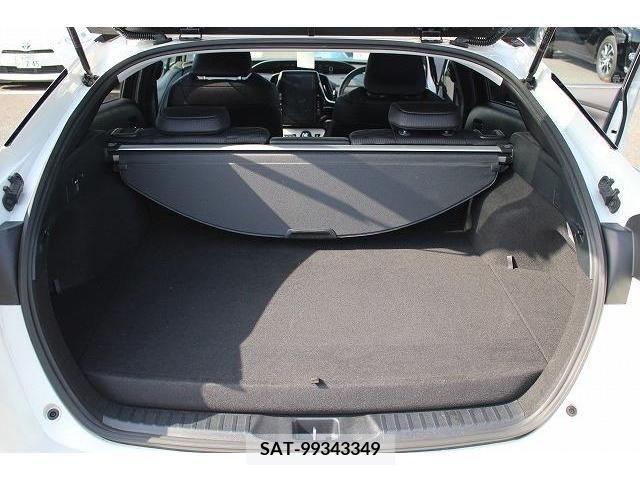 Toyota PRIUS PHV 2017-11 386494-17