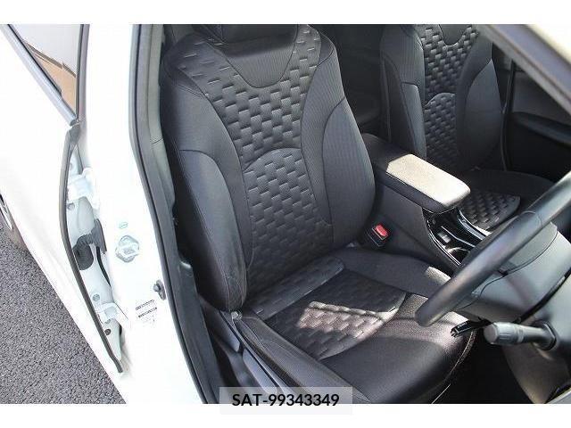 Toyota PRIUS PHV 2017-11 386494-14