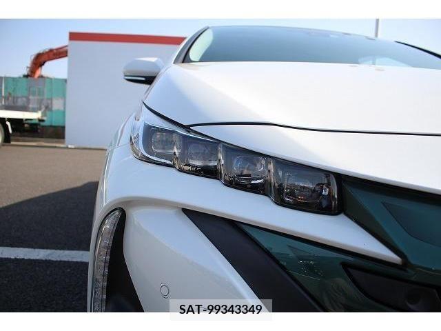 Toyota PRIUS PHV 2017-11 386494-12