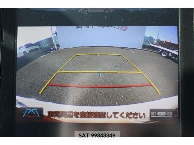 Toyota PRIUS PHV 2017-11 386494-2