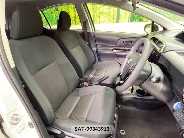 Toyota AQUA 2019-03 239952-8