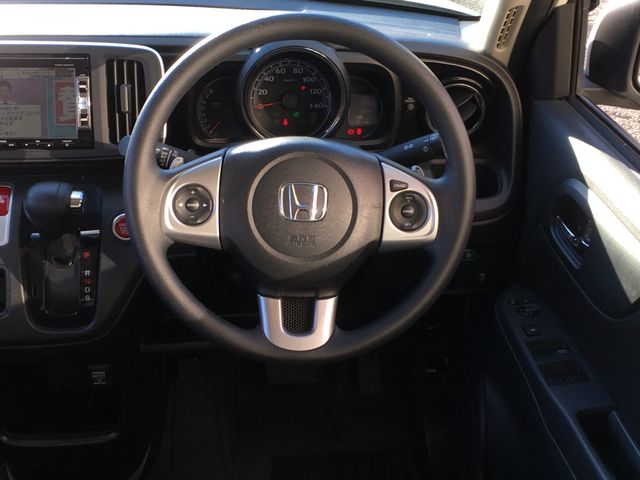 Honda N-ONE 2013-01 183363-7