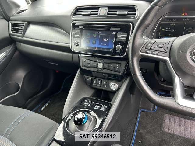 Nissan LEAF 2019-11 380885-8