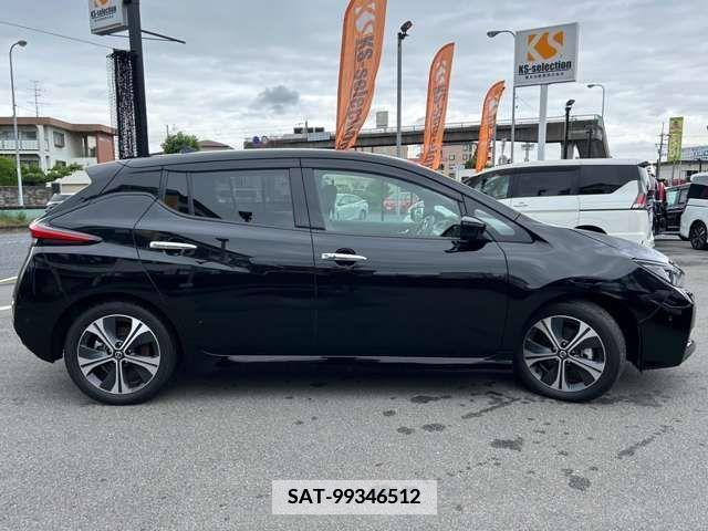 Nissan LEAF 2019-11 380885-5