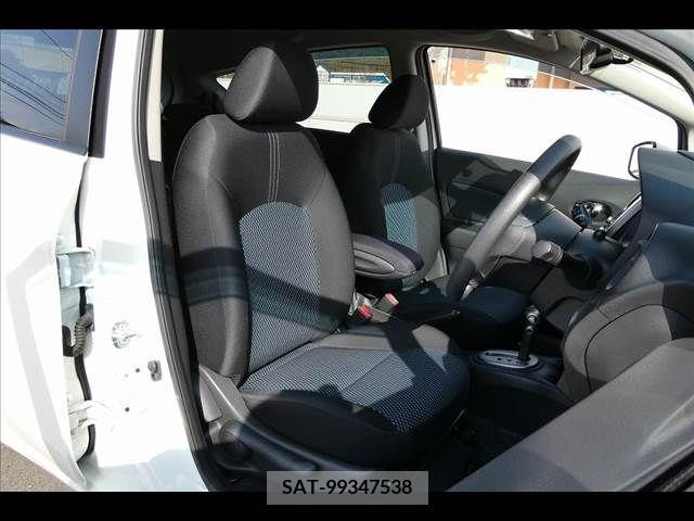 Nissan NOTE 2015-12 216091-8