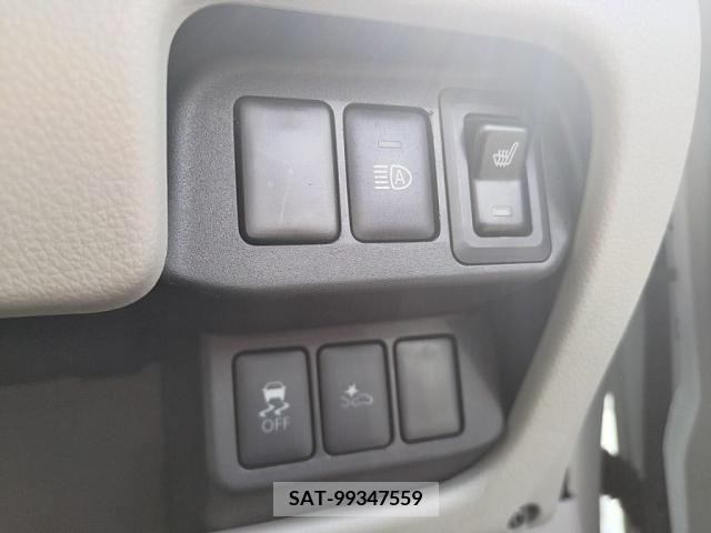Mitsubishi EK WAGON 2015-10 300807-15