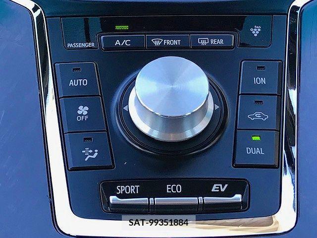 Toyota SAI 2015-06 300581-14