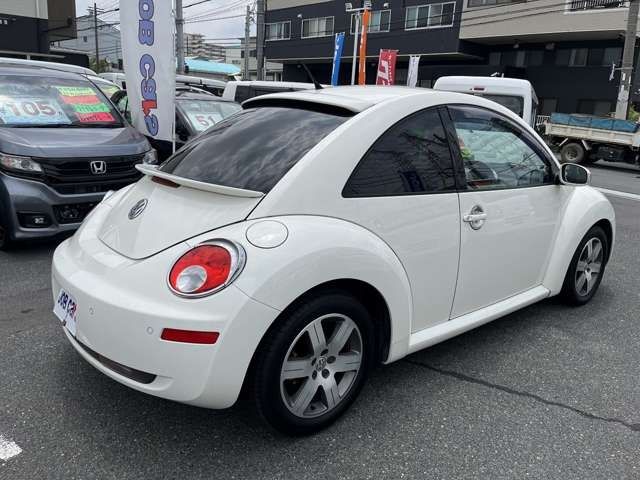 VolksWagen BEETLE 2006-01 7555-4