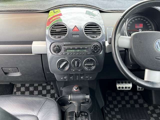 VolksWagen BEETLE 2006-01 7555-10