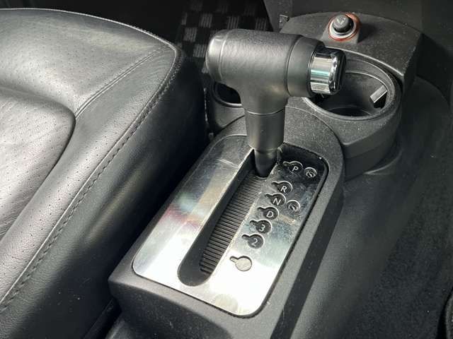 VolksWagen BEETLE 2006-01 7555-12