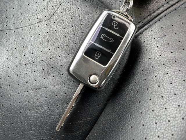 VolksWagen BEETLE 2006-01 7555-26