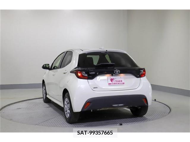 Toyota YARIS 2021-11 290789-8