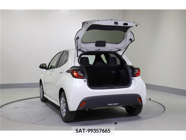 Toyota YARIS 2021-11 290789-9