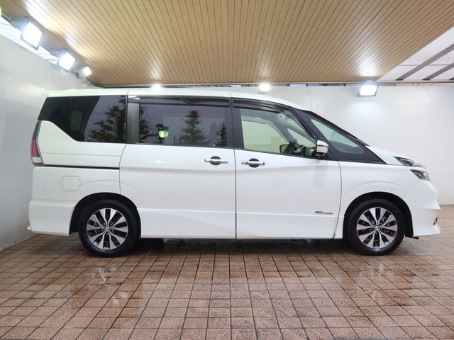 Nissan SERENA 2017-06 26455-7