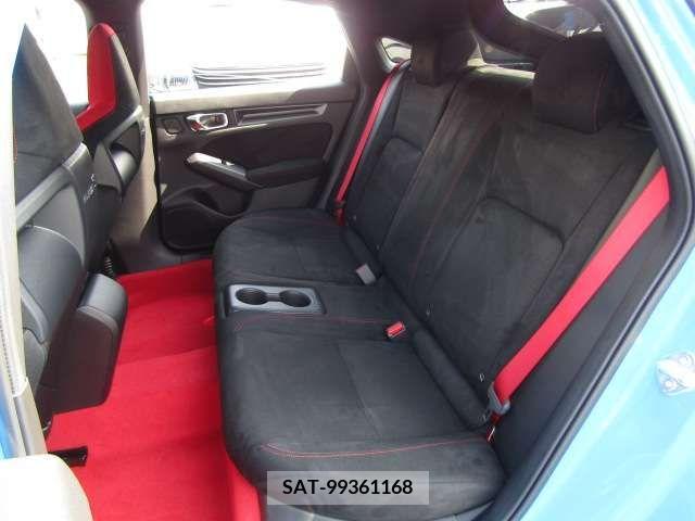Honda CIVIC 2024-07 357935-8