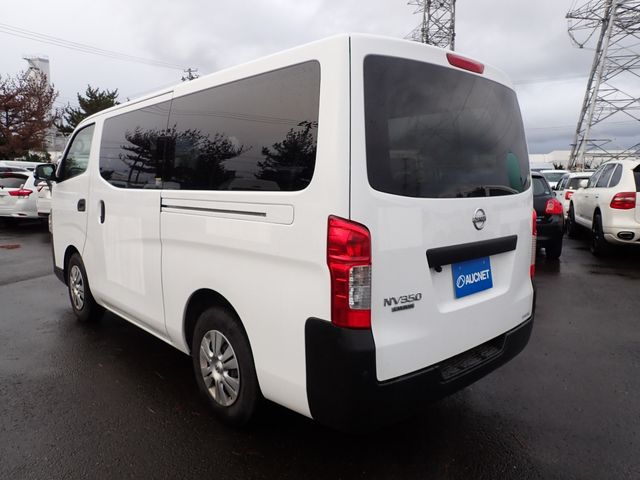Nissan NV350 Caravan 2019-11 15621-2