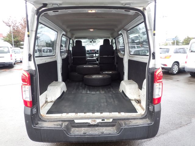 Nissan NV350 Caravan 2019-11 15621-22