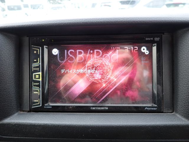 Nissan NV350 Caravan 2019-11 15621-10