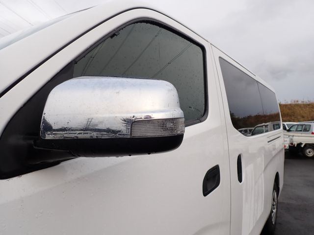 Nissan NV350 Caravan 2019-11 15621-3
