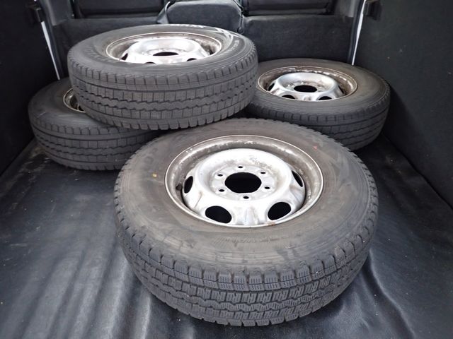 Nissan NV350 Caravan 2019-11 15621-23