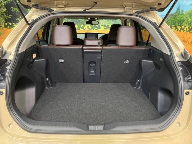 Toyota YARIS CROSS 2021-06 21382-10
