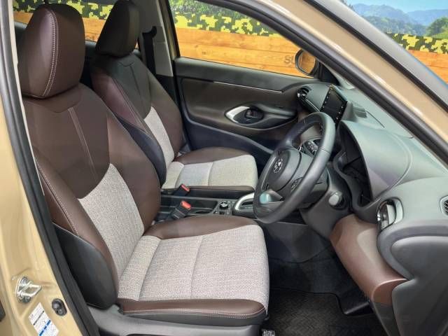 Toyota YARIS CROSS 2021-06 21382-8