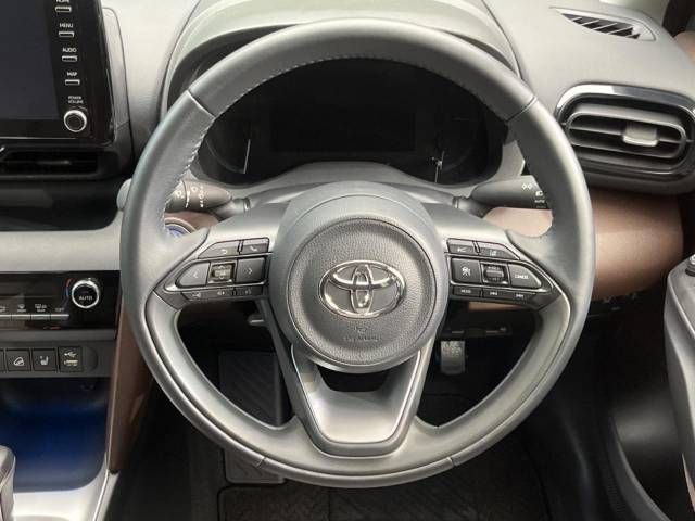 Toyota YARIS CROSS 2021-06 21382-11