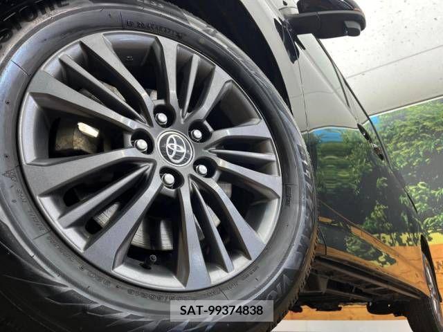 Toyota VOXY 2023-05 289296-13