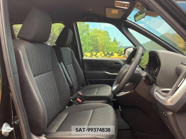 Toyota VOXY 2023-05 289296-7
