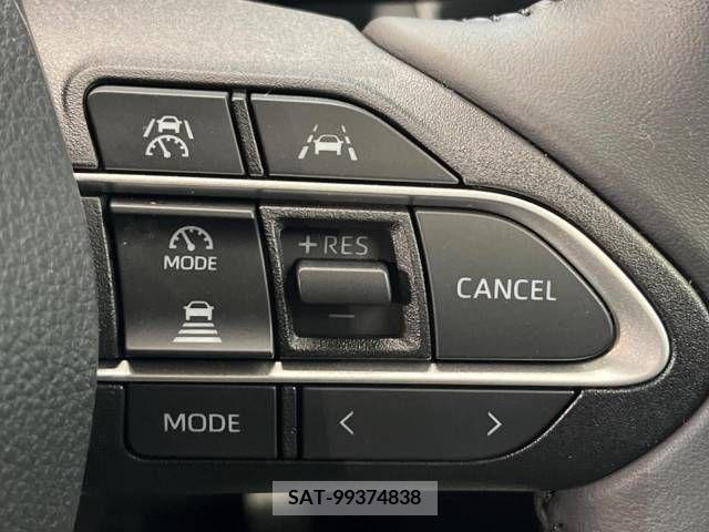 Toyota VOXY 2023-05 289296-4