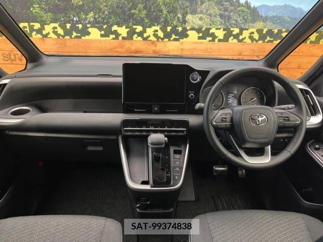 Toyota VOXY 2023-05 289296-1